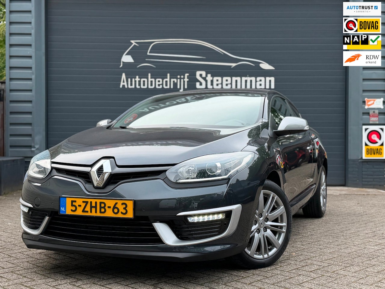 Renault Mégane Coupé - 1.2 TCe GT-Line | Lage kmstand | Camera - AutoWereld.nl