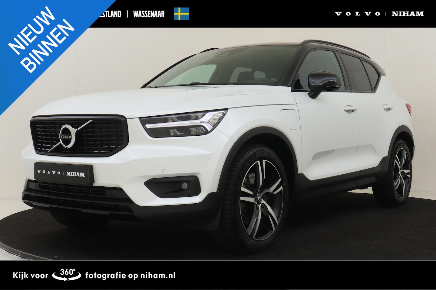 Volvo XC40 - T5 TWIN ENGINE R-DESIGN *VOL!* -PANO.DAK|HARMAN/KARDON|POWER-SEATS|ADAP.CRUISE|BLIS|KEYLES - AutoWereld.nl
