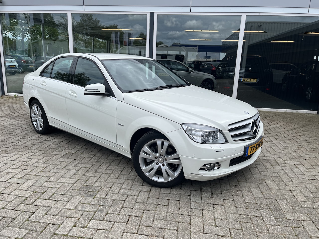 Mercedes-Benz C-klasse - 200 CGI BlueEFFICIENCY Avantgarde Xenon / Lmv / Clima / Cruise / Nav / 98DKM!! - AutoWereld.nl