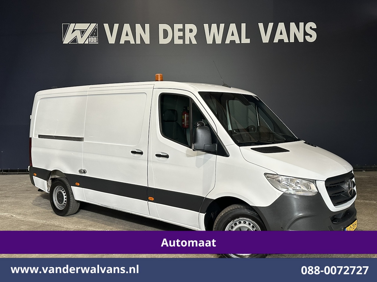 Mercedes-Benz Sprinter - 317 CDI 170pk 9G-Tronic Automaat 3500kg Trekhaak L2H1 Inrichting Euro6 Airco | Camera | Ap - AutoWereld.nl