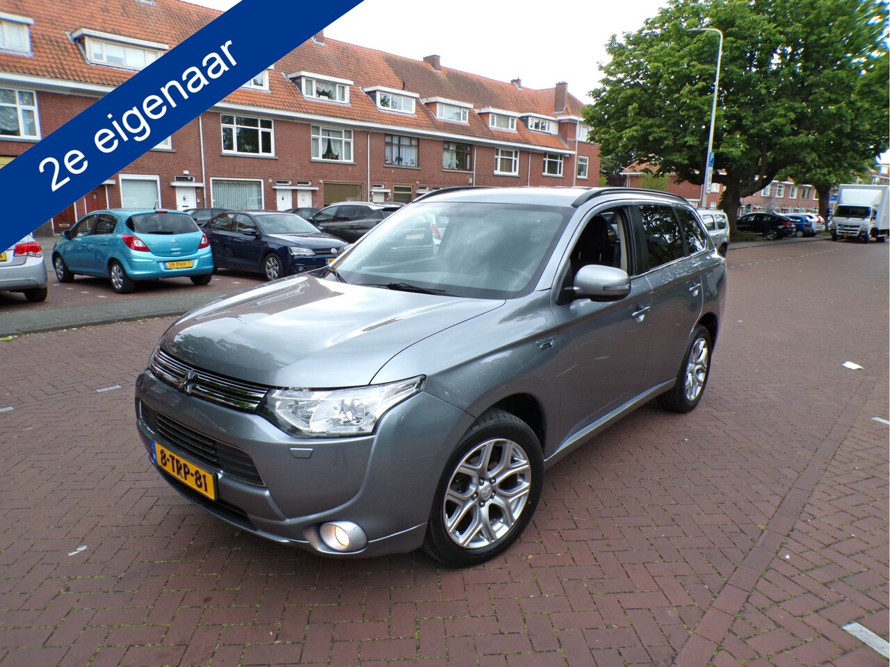 Mitsubishi Outlander - 2.0 PHEV Executive Edition NAVI TEL CRUISECONT CAMERA...... - AutoWereld.nl