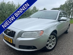 Volvo V70 - 2.5T Summum