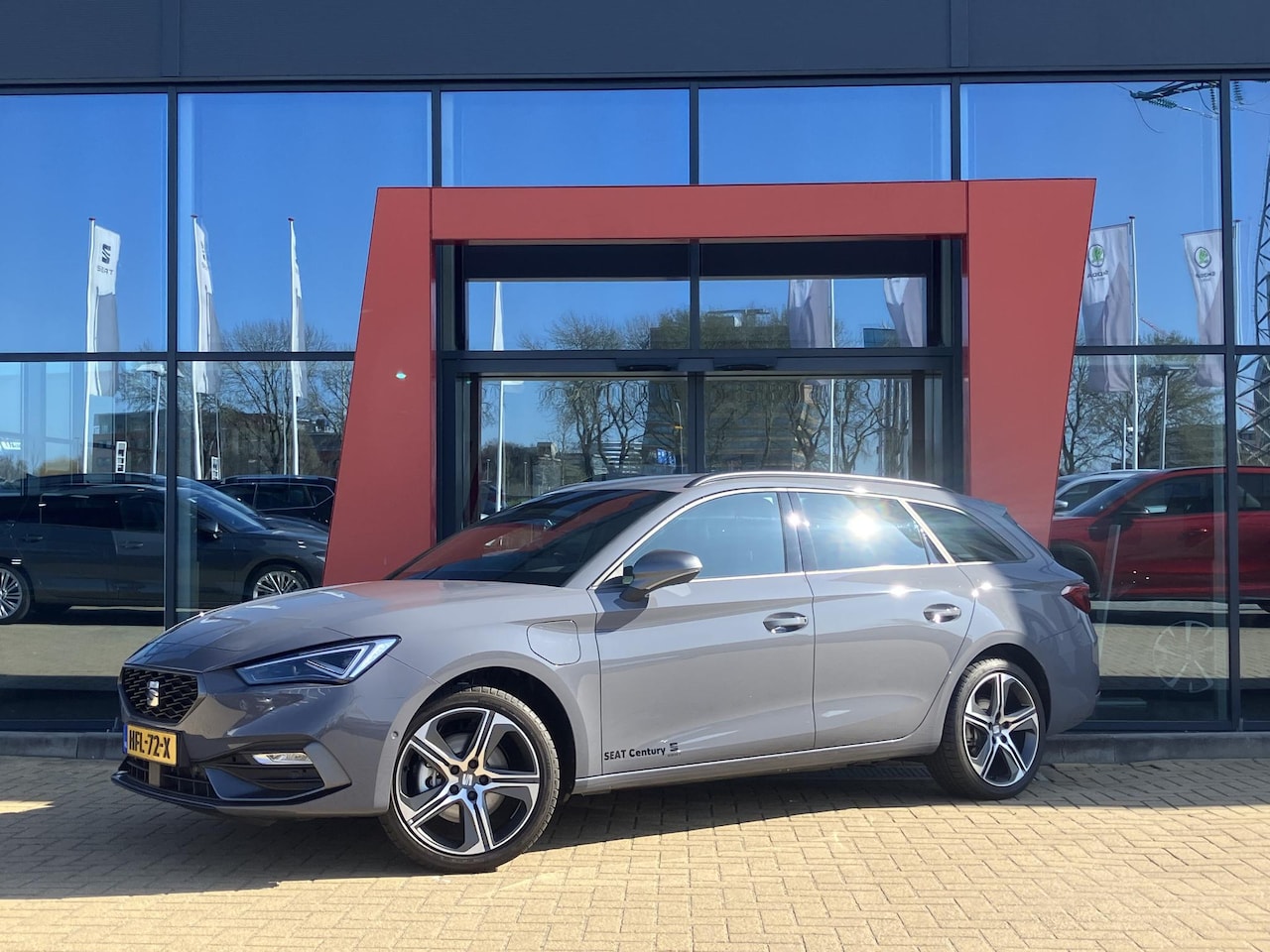 SEAT Leon Sportstourer - FR PHEV First Edition 1.5 TSI eHybrid 150kW / 204p k Stationwagen 6 versn. D - AutoWereld.nl