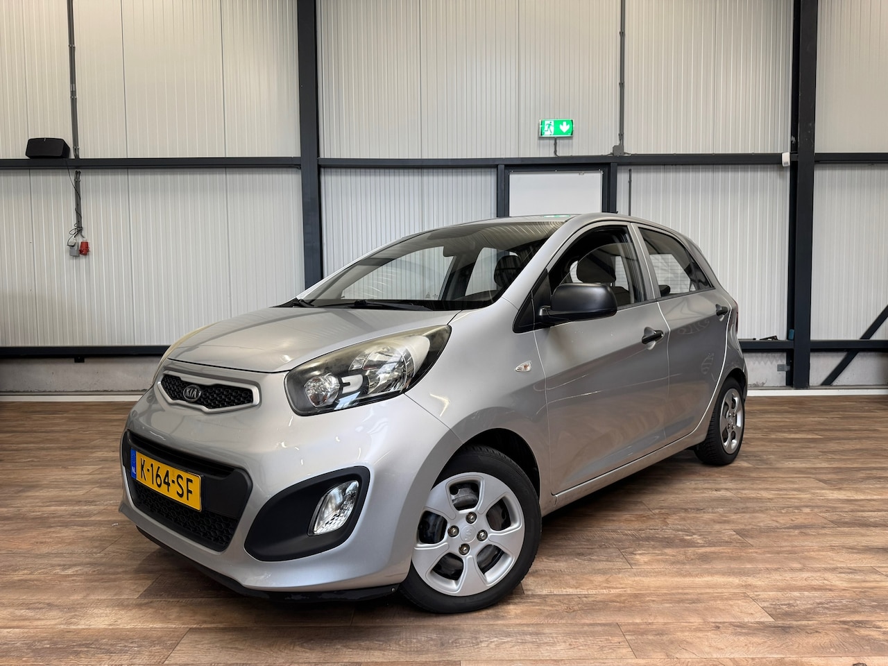 Kia Picanto - 1.0 CVVT 5 DRS / AIRCO / CARPLAY / NETTE STAAT - AutoWereld.nl