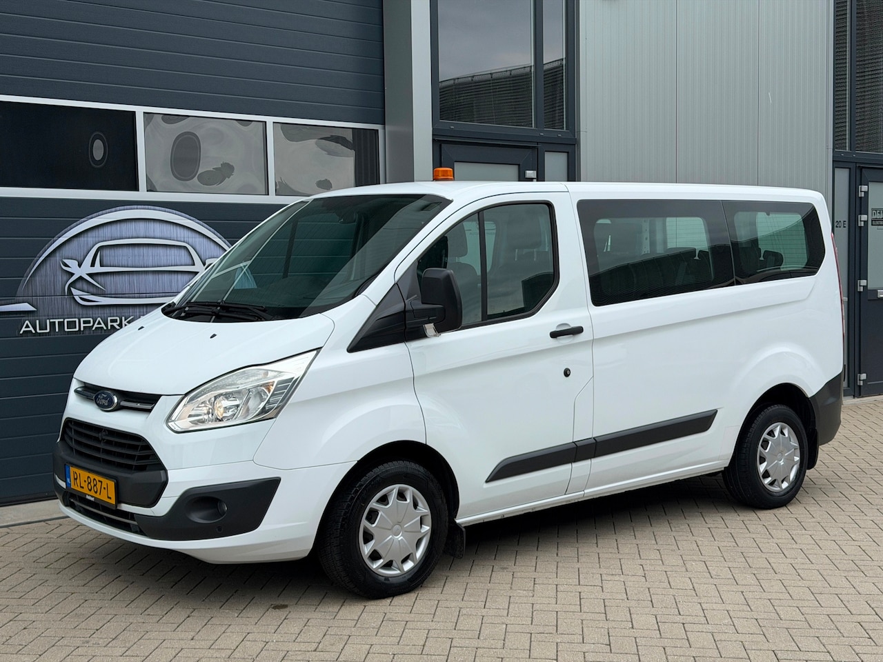 Ford Transit Custom - 310 2.0 TDCI L1H1 Trend 310 2.0 TDCI L1H1 Trend - AutoWereld.nl