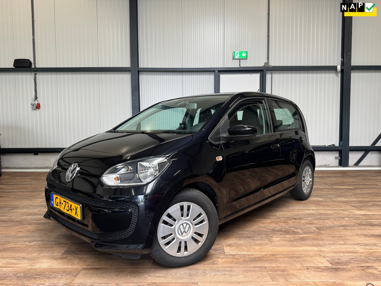 Volkswagen Up! - 1.0 move up! 5DRS / AIRCO / NAVIGATIE - AutoWereld.nl