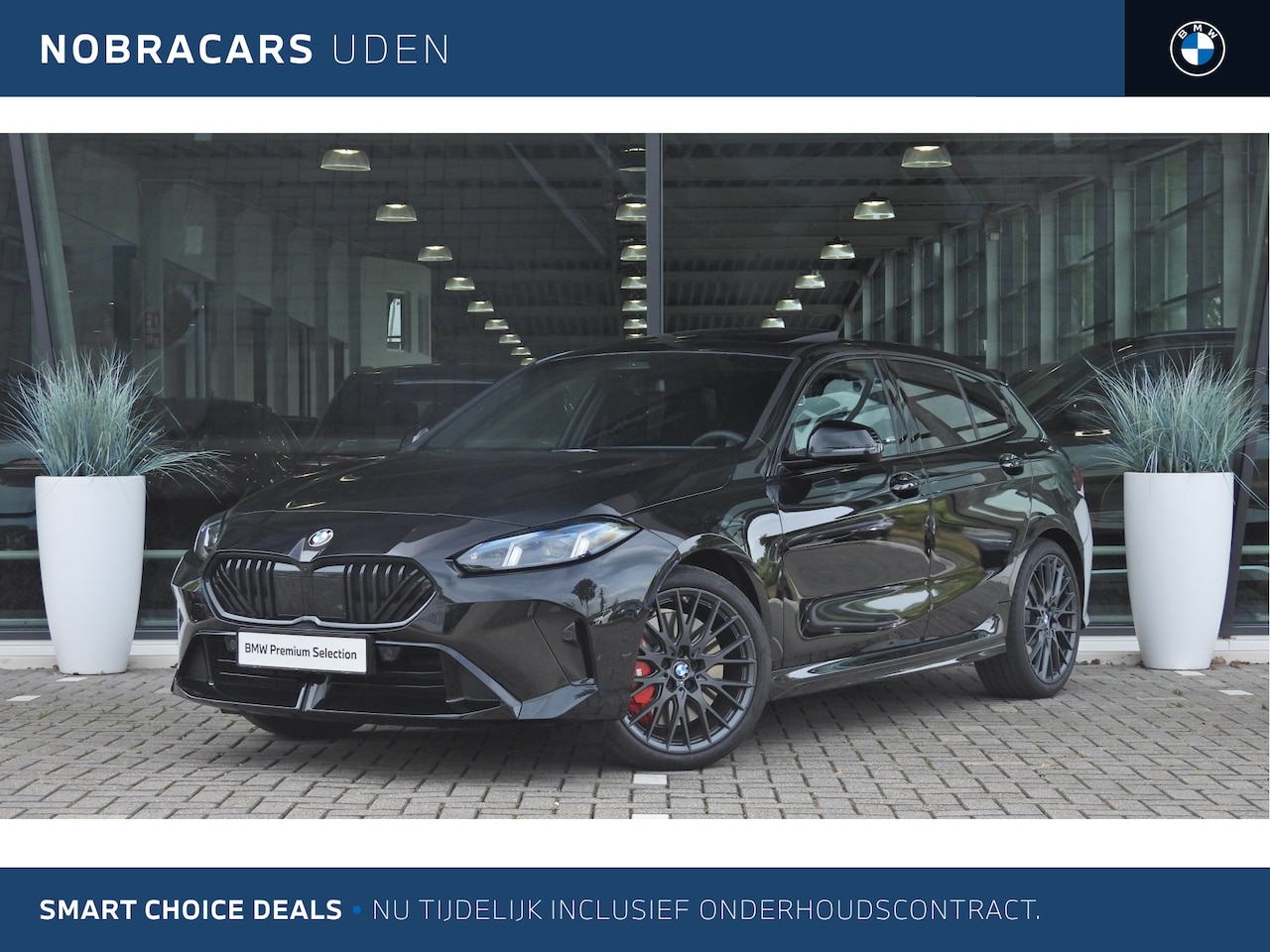 BMW 1-serie - 120 M Sport Automaat / Panoramadak / Sportstoelen / Achteruitrijcamera / M Adaptief onders - AutoWereld.nl