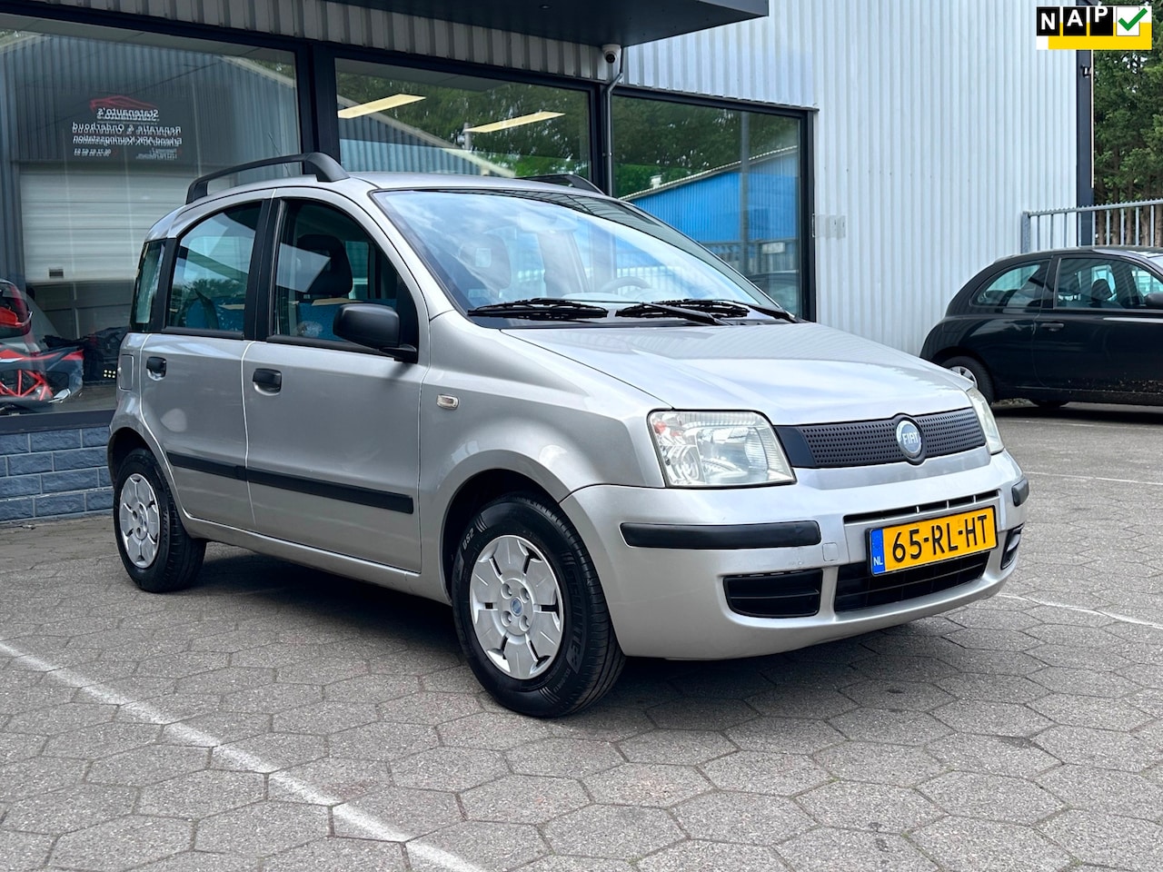 Fiat Panda - 1.1 Active Plus / 93006km NAP/ trekhaak/ - AutoWereld.nl