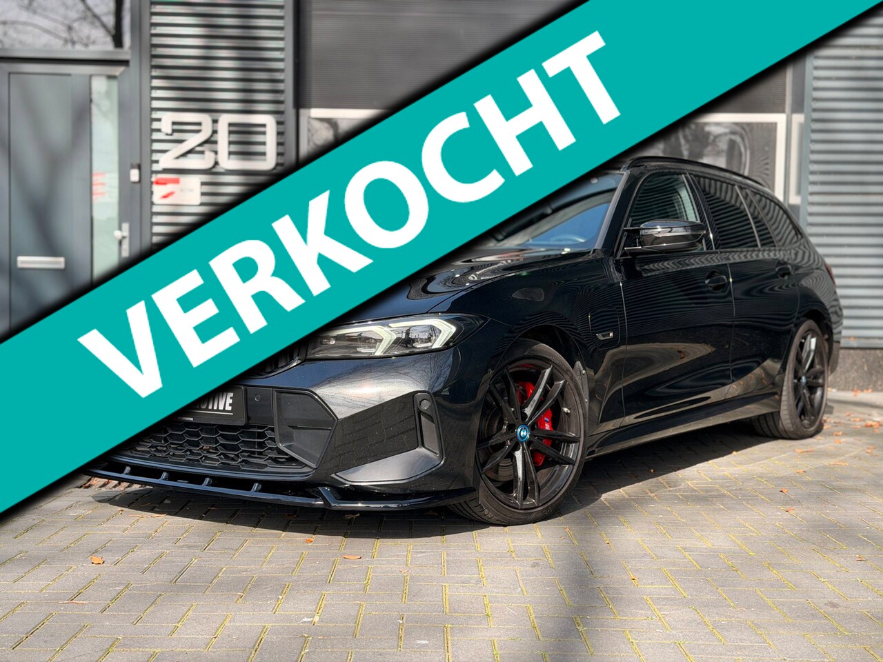 BMW 3-serie Touring - 330e LCI M-SPORT PRO|LASER|STOELVERW|CRUISE|CARPLAY|DRIVIING ASSISTANT|SHADOW LINE|CLIMA| - AutoWereld.nl