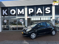 Toyota Yaris - 1.0 VVTi Terra |Nw.KOPPELING|APK2027|EL.RAMEN|ISOFIX|3DRS|