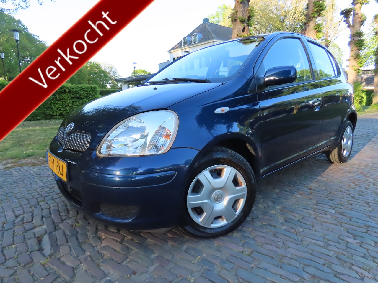 Toyota Yaris - 1.3 VVT-i Sol Automaat Airco 5 Drs Stuurbekrachtiging - AutoWereld.nl
