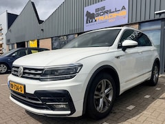 Volkswagen Tiguan - 1.4 TSI Comfortline Business R-Line