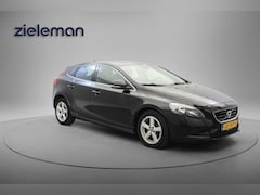 Volvo V40 - 2.0 D2 Summum Business - Navi, Camera, Clima, Trekhaak