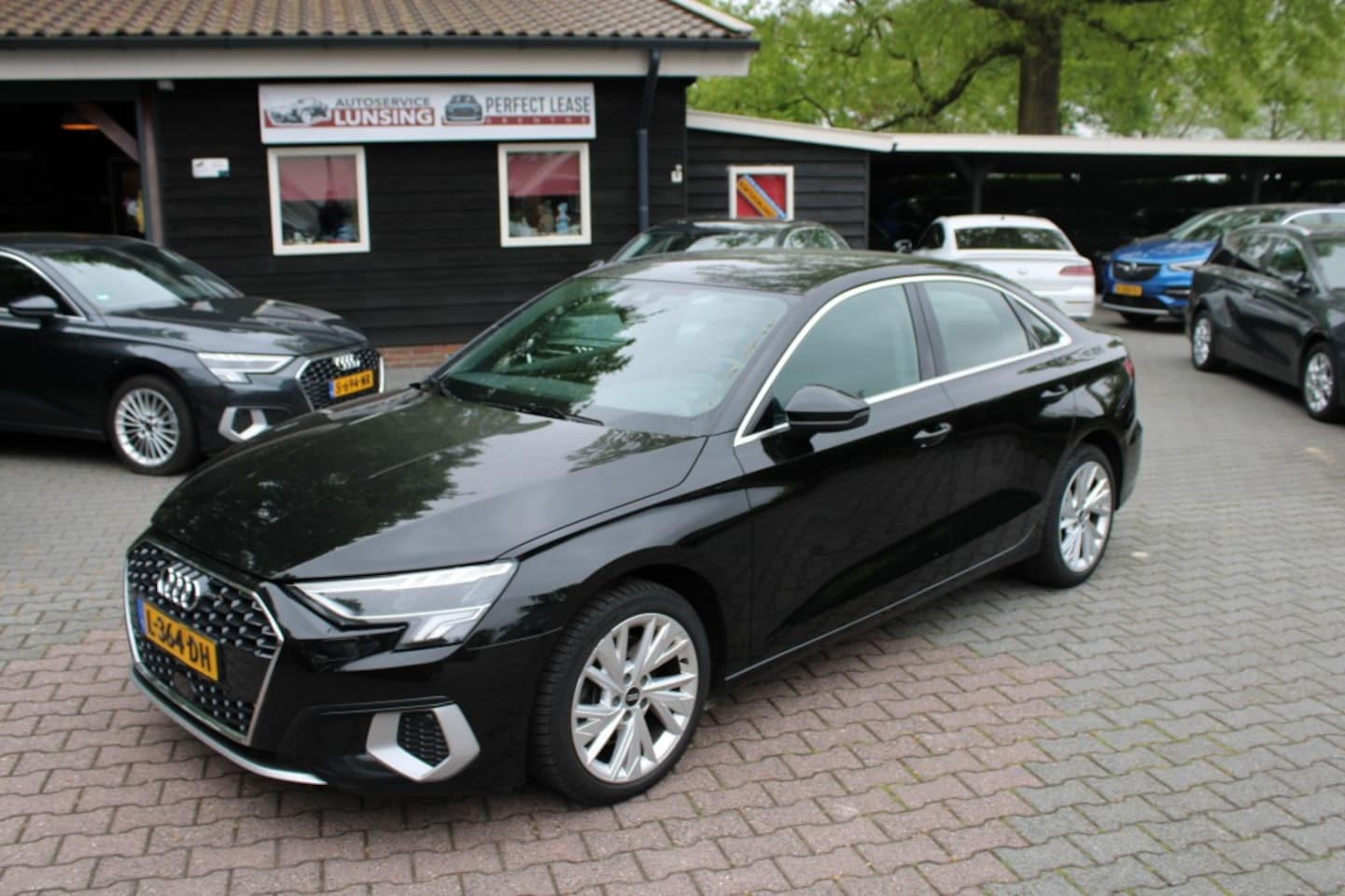 Audi A3 - 35 TFSI Business Edition Automaat - virtual cockpit trekhaak - AutoWereld.nl