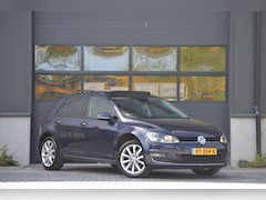 Volkswagen Golf - 1.4 TSI Highline Schuif/kantel dak | Automaat | trekhaak | carplay