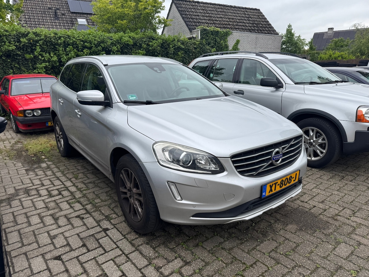 Volvo XC60 - 2.0 D4 AUTOMAAT / LEDER / EXPORTPRIJS! - AutoWereld.nl