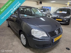 Volkswagen Polo - 1.4-16V Comfortline