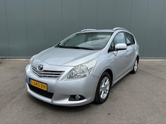 Toyota Verso - 2.0 D-4D Dyn.Bns 7p. CAMERA | NAVI | CLIMA
