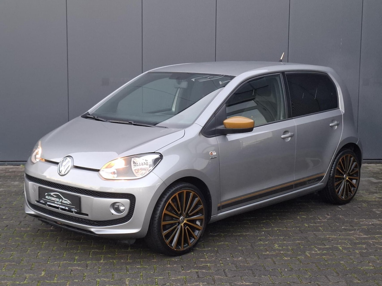 Volkswagen Up! - 1.0 high up! AUTOMAAT / AIRCO / STOELVERW. - AutoWereld.nl
