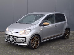 Volkswagen Up! - 1.0 high up AUTOMAAT / AIRCO / STOELVERW
