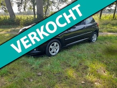 Peugeot 207 - 1.4 XR