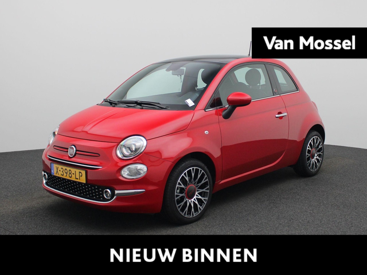 Fiat 500 - 1.0 Hybrid RED | Panoramadak | Lichtmetalen velgen | Parkeersensoren - AutoWereld.nl
