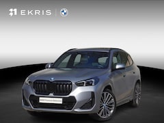 BMW X1 - xDrive30e M Sportpakket Pro | Comfort Pack | Glazen panoramadak | Driving Assistant Profes