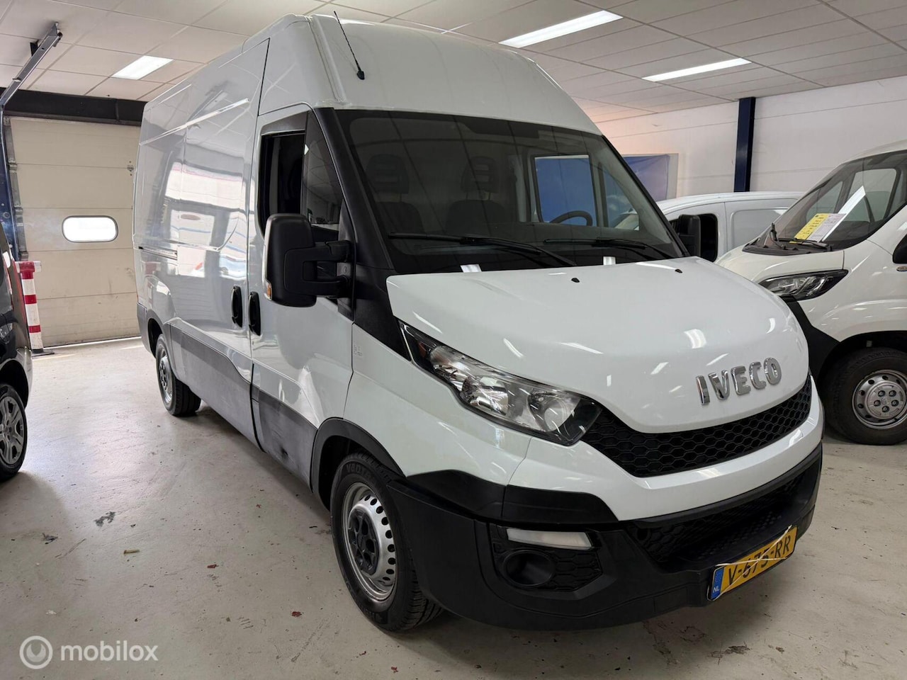 Iveco Daily - 35C13V 2.3 352 H2 3500KG Trekgewicht - AutoWereld.nl