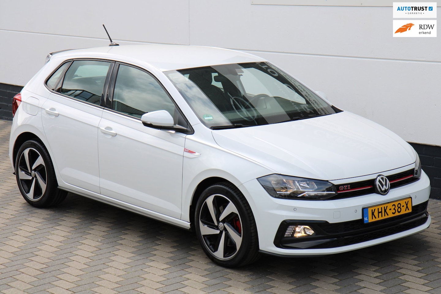 Volkswagen Polo - 2.0 TSI GTI 200PK Automaat Navi Cruise !! - AutoWereld.nl