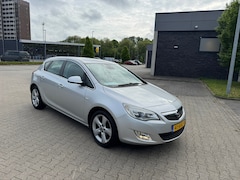 Opel Astra - 1.6 Edition