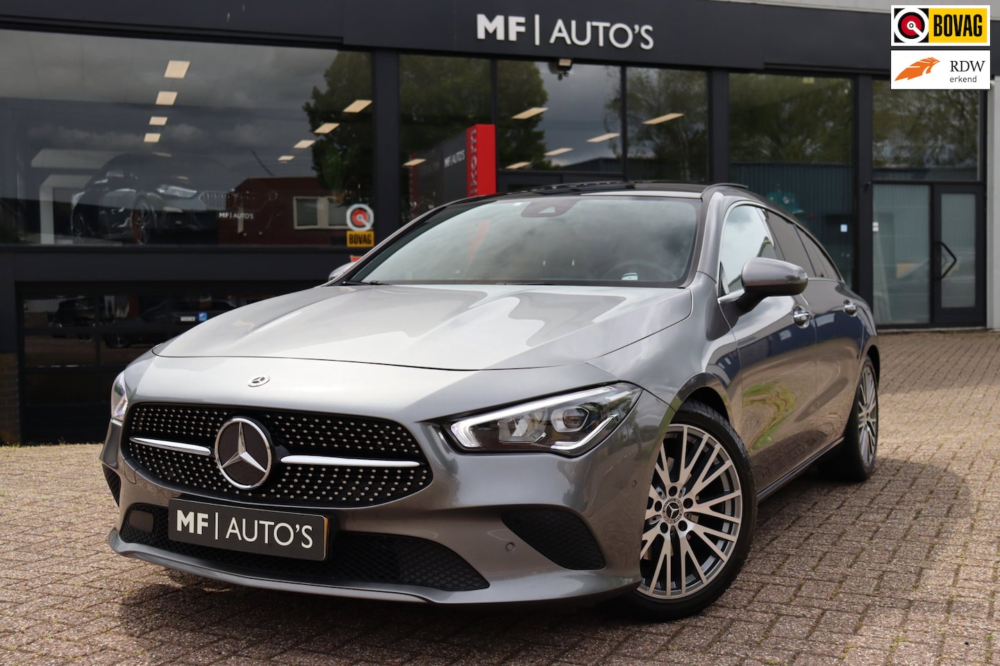 Mercedes-Benz CLA-klasse Shooting Brake - 200 AMG Line|Pano|Sfeer|Leder|Camera|NL Auto NAP - AutoWereld.nl