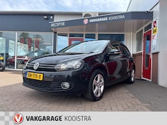 Volkswagen Golf - 1.2 TSI Trendline BlueMotion Airco/ Stoelverwarming/ parkeersensoren