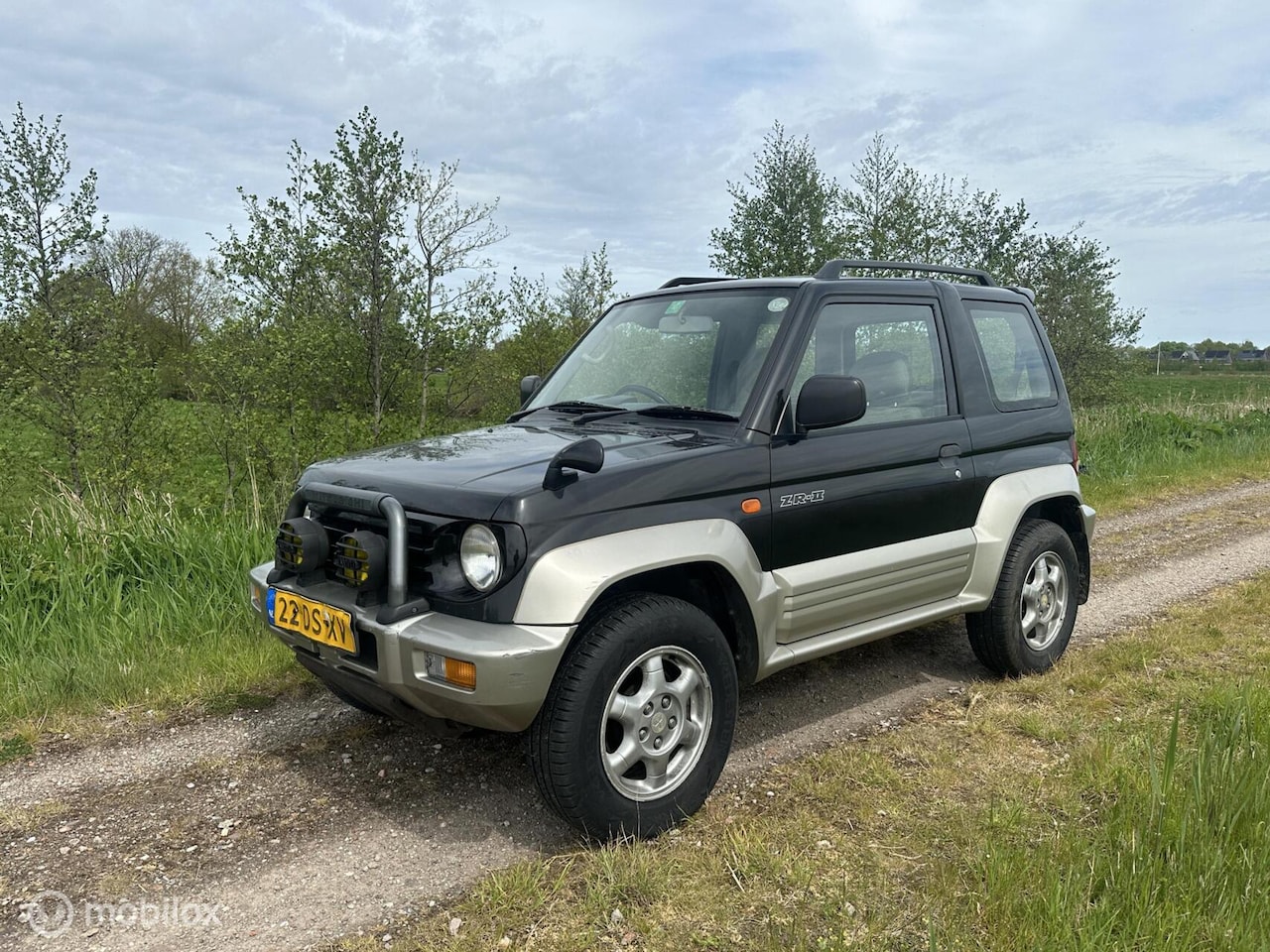 Mitsubishi Pajero - Junior ZR-II - AutoWereld.nl