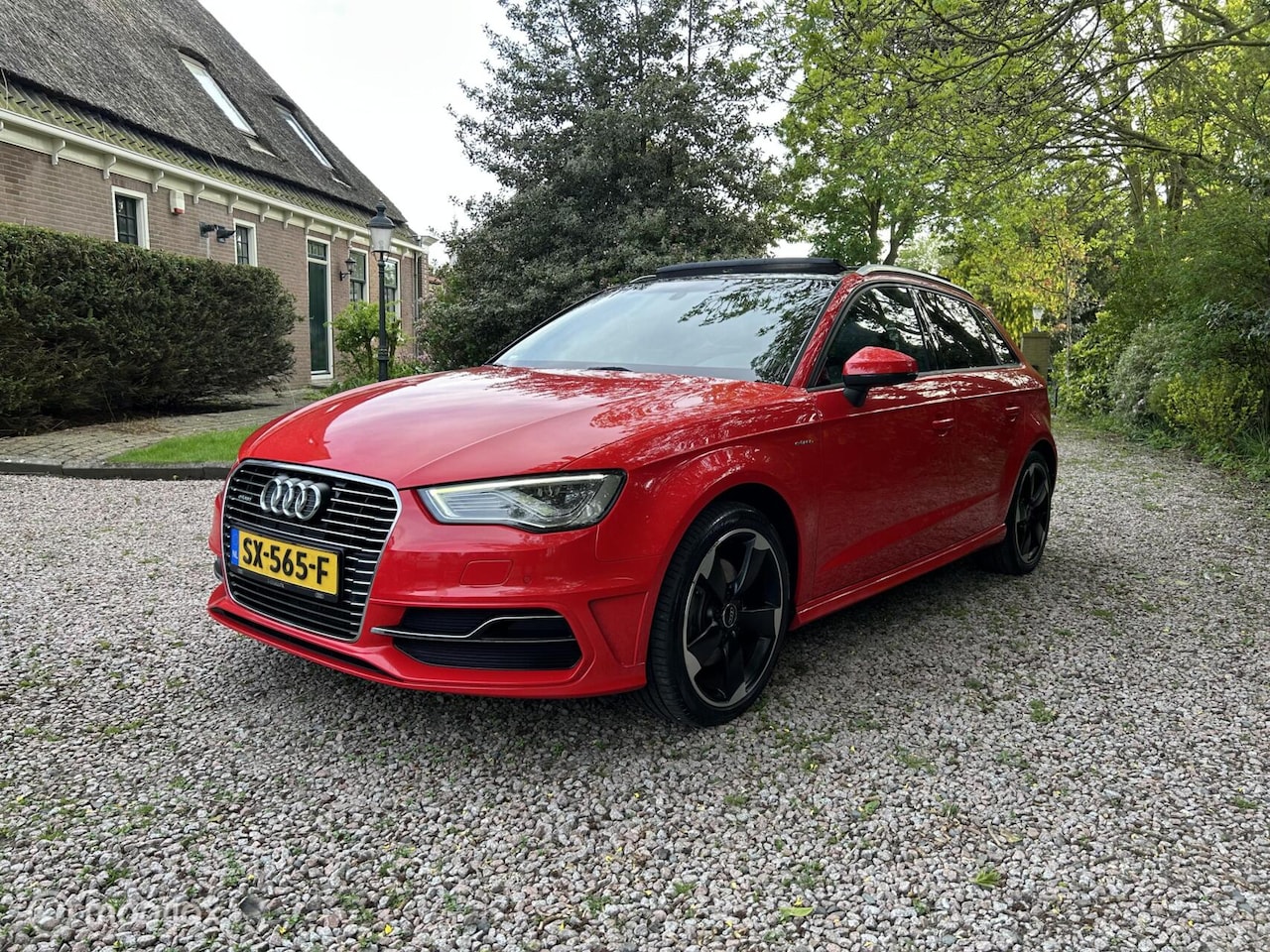 Audi A3 Sportback - 1.4 e-tron PHEV Ambition Pro Line plus S-line Pano - AutoWereld.nl