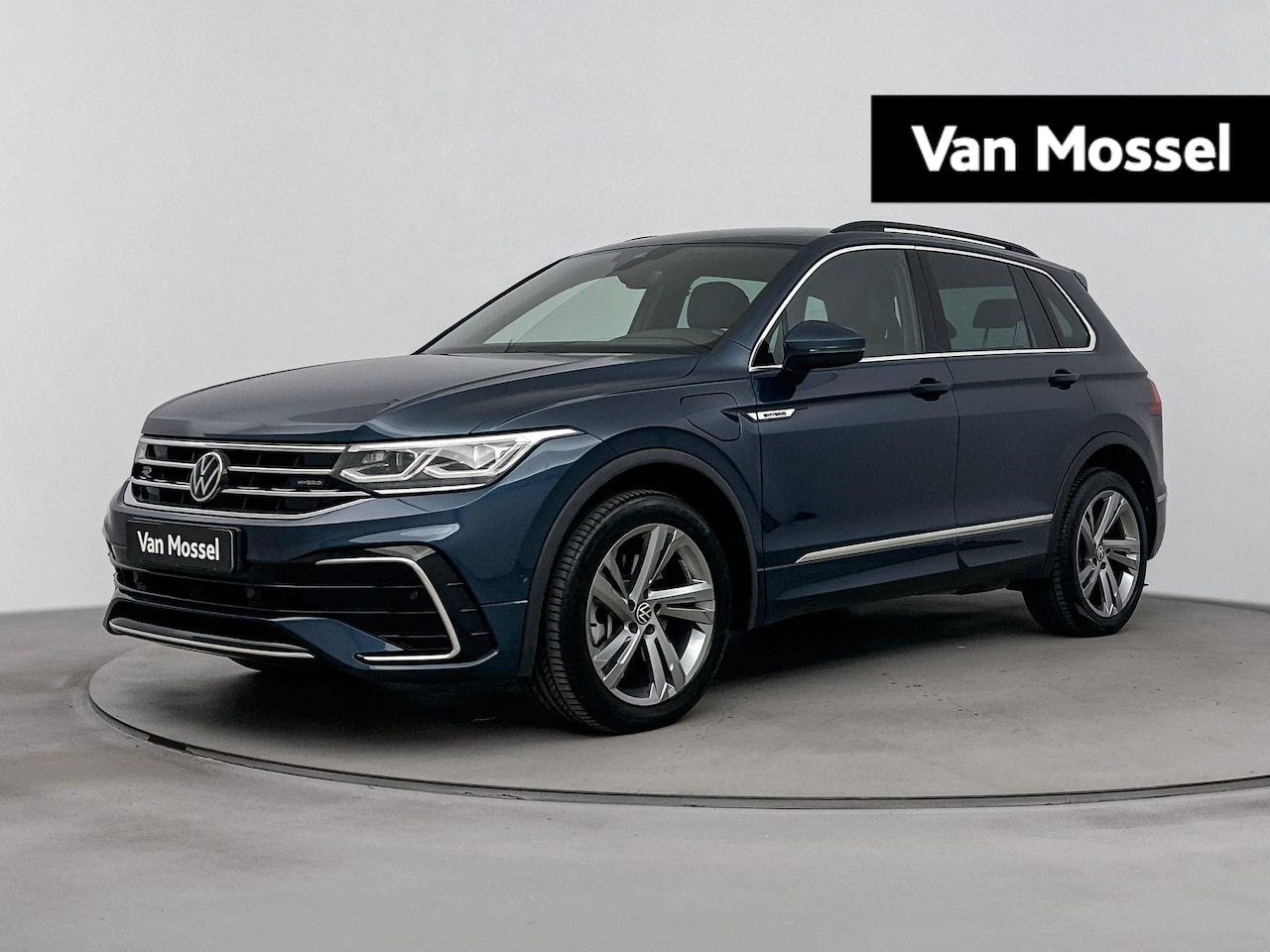Volkswagen Tiguan - 1.4 TSI eHybrid R-Line Business+ | DIGITAAL DASHBOARD | CLIMATE CONTROL | ADAPTIEF CRUISEC - AutoWereld.nl