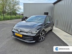 Volkswagen Golf - 1.5 eHybrid Life Edition 204Pk DSG/AUTO | Glazen panorama-dak | Achteruitrijcamera | Cruis