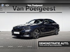 BMW i5 - Sedan eDrive40 M Sport Edition | Panoramadak | Innovation Pack |