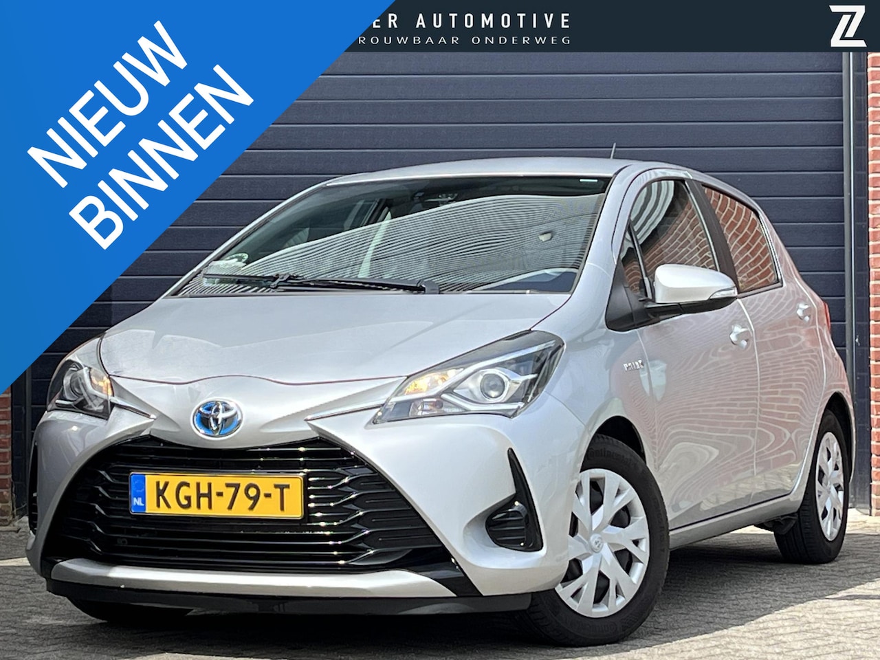Toyota Yaris - 1.5 Hybrid Active | Navigatie | Climate Control | Stoelverwarming | Safety Pack | - AutoWereld.nl