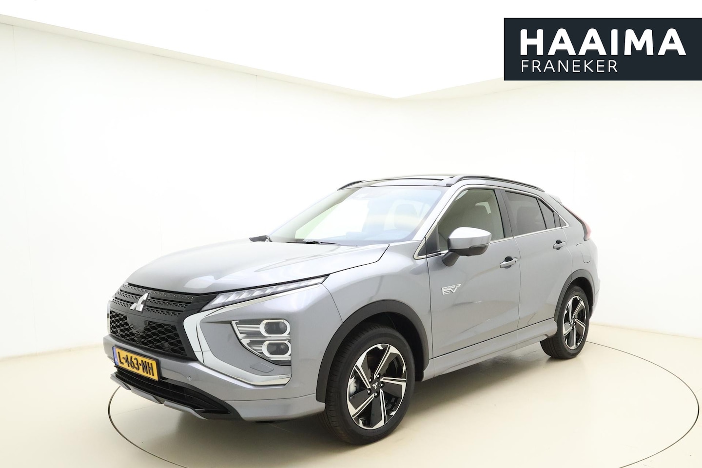 Mitsubishi Eclipse Cross - 2.4 PHEV Instyle 188pk | Plug In Hybrid | Navigatie | Lederen Bekleding | Panoramadak | St - AutoWereld.nl