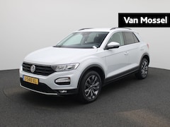 Volkswagen T-Roc - 1.0 TSI Style | 116 PK | | Apple Carplay / Android Auto | Navigatie | Parkeersensoren Voor