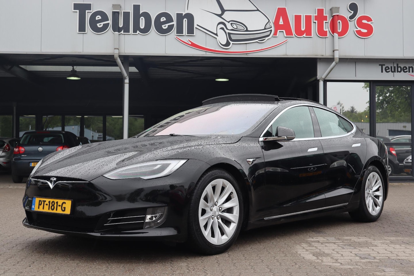 Tesla Model S - 75D Base | SOH 85,5% | Full Self-Driving computer 3 | Elektrisch panoramdak - AutoWereld.nl