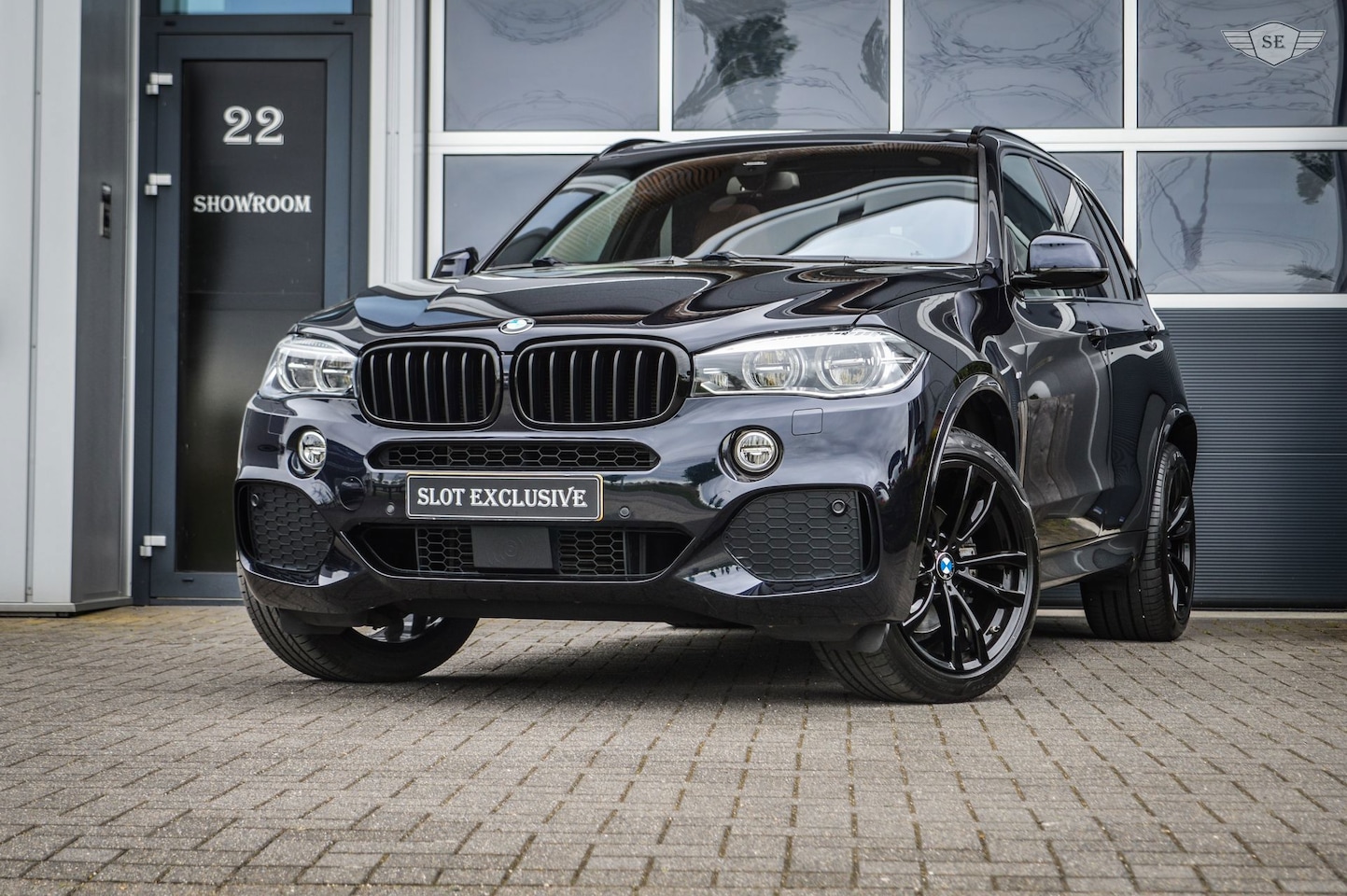 BMW X5 - XDrive35i M Sport Edition|PANO|ADAPTIVE LED|HUD|ACC|TREKHAAK - AutoWereld.nl