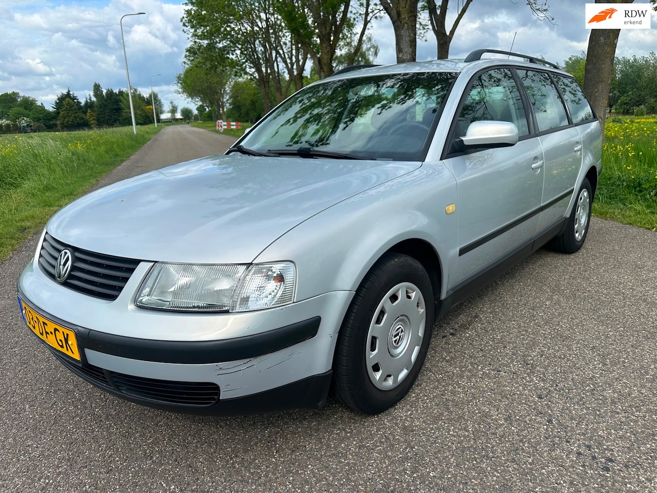 Volkswagen Passat Variant - 1.6 Trendline|nap|rijdt goed - AutoWereld.nl