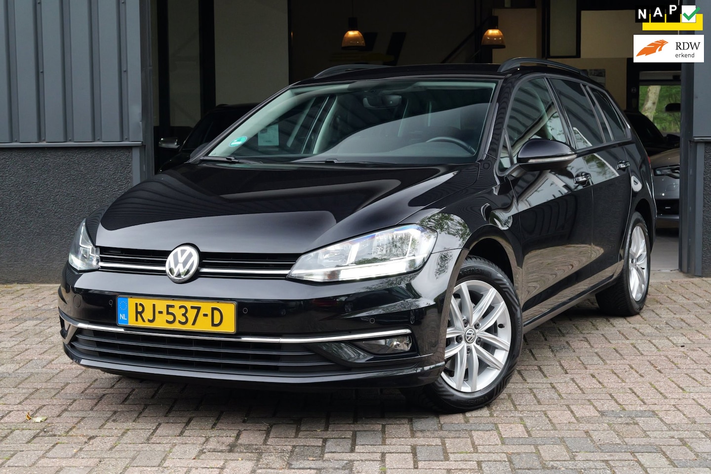 Volkswagen Golf Variant - 1.0 TSI Comfortline CarPlay|Navi|Cruise C - AutoWereld.nl