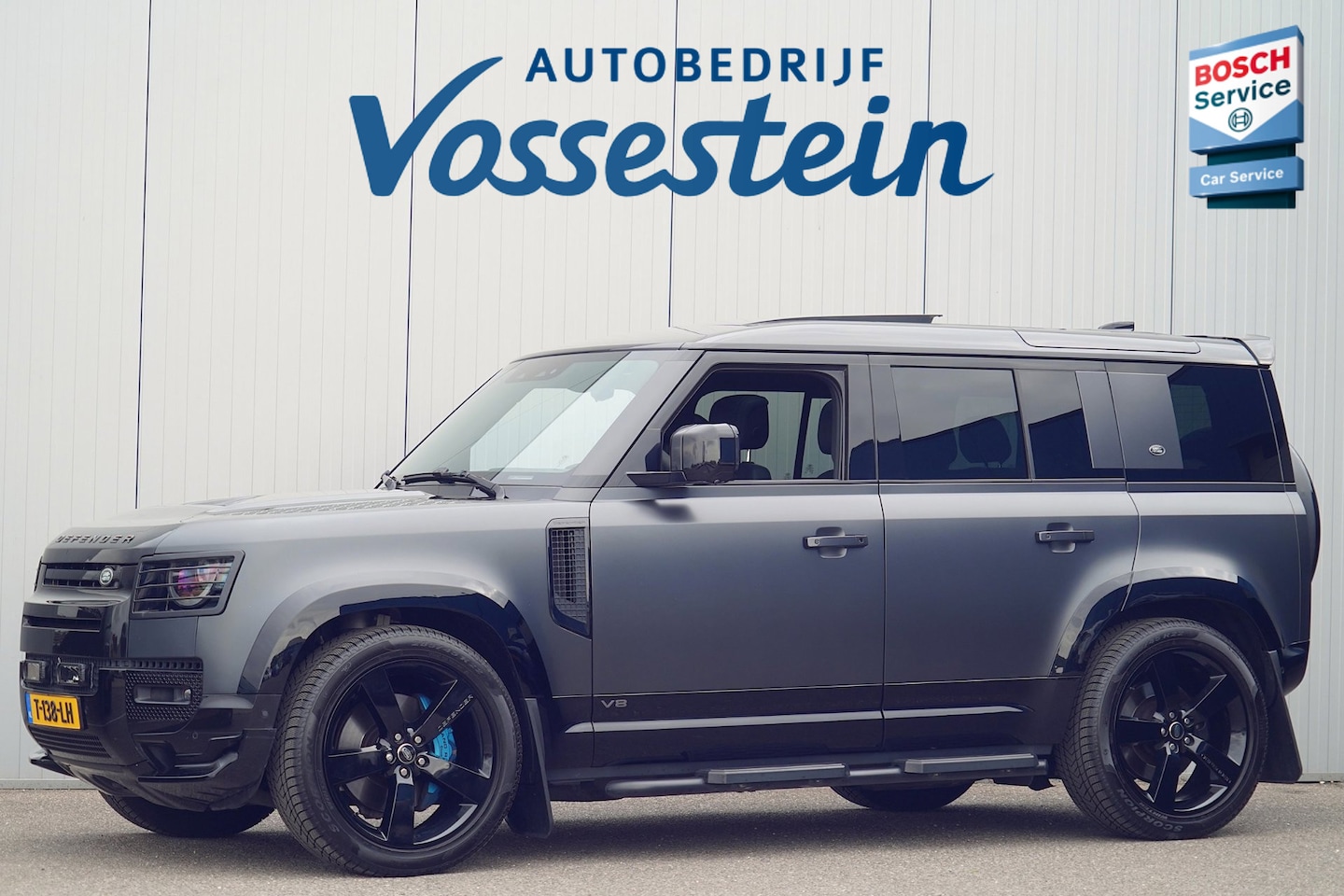 Land Rover Defender 110 - 5.0 P525 110 V8 / Pano / Trekhaak / Head-Up / Meridian Audio / 360 Camera / Compleet! - AutoWereld.nl