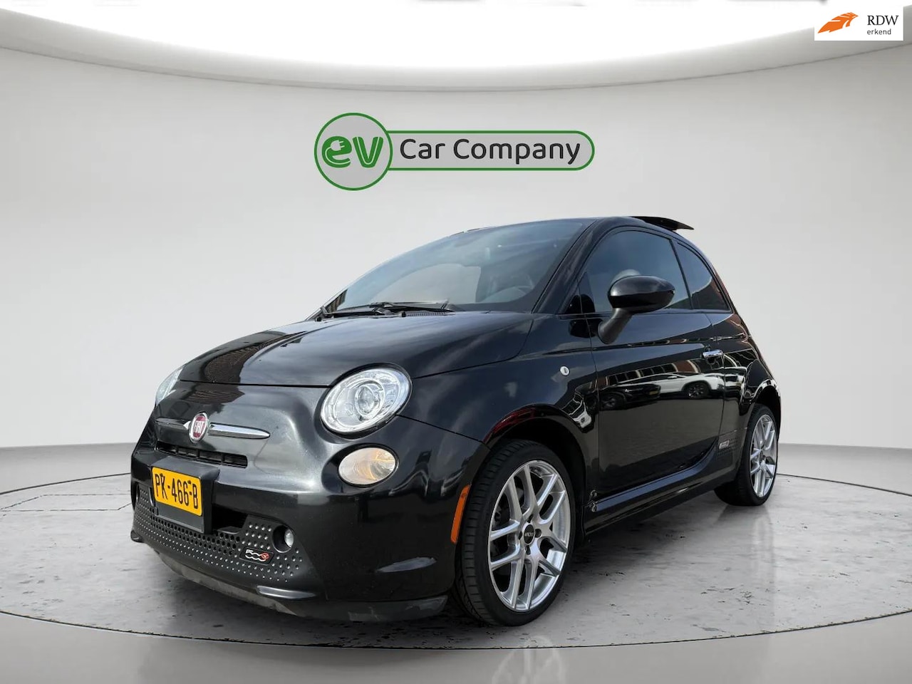 Fiat 500e - 24kwh | Panoramadak | Lichtmetalen velgen | Stoelverwarming | Cruise Control | Climate Con - AutoWereld.nl
