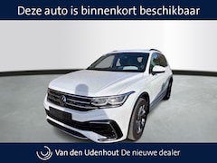 Volkswagen Tiguan - 1.4 TSI eHybrid 245pk PHEV R-Line Business / Adaptive Cruise / Navigatie / Keyless