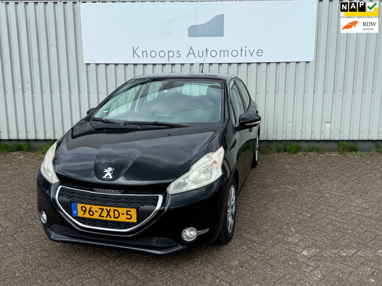Peugeot 208 - 1.2 VTi Envy 5drs Apk 05/27 - AutoWereld.nl