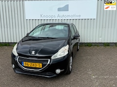 Peugeot 208 - 1.2 VTi Envy 5drs Apk 05/27