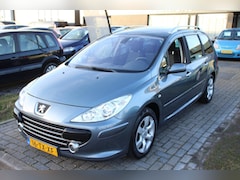 Peugeot 307 SW - 2.0-16V Premium Panoramadak APK juli 2027 Climate Cruise 7 pers mog Trekhaak NAP